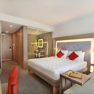 Executive King Room